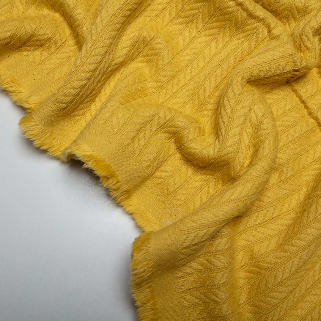 Вязаное полотно косичка горчица